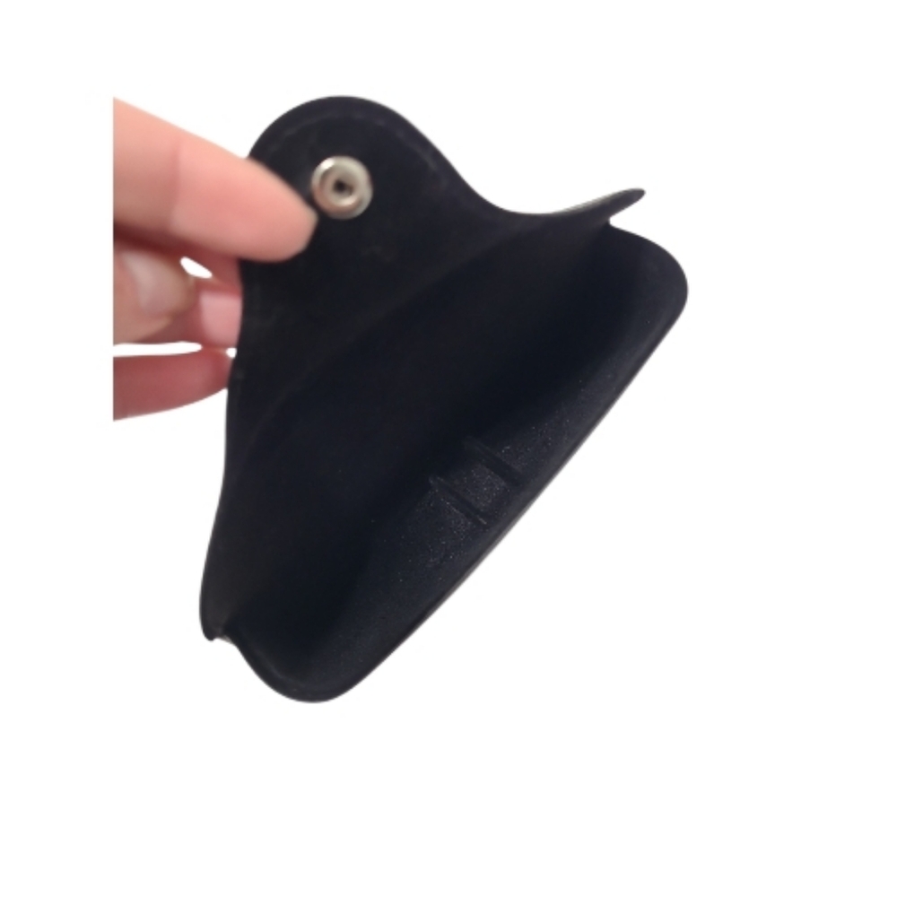 Ray-Ban Black Snap Close Glasses Case - Picture 3 of 3